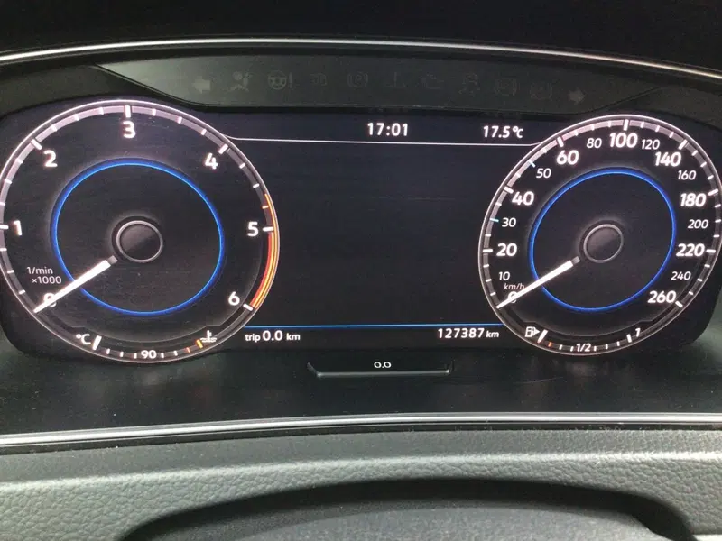 Volkswagen Golf usata a Genova (12)