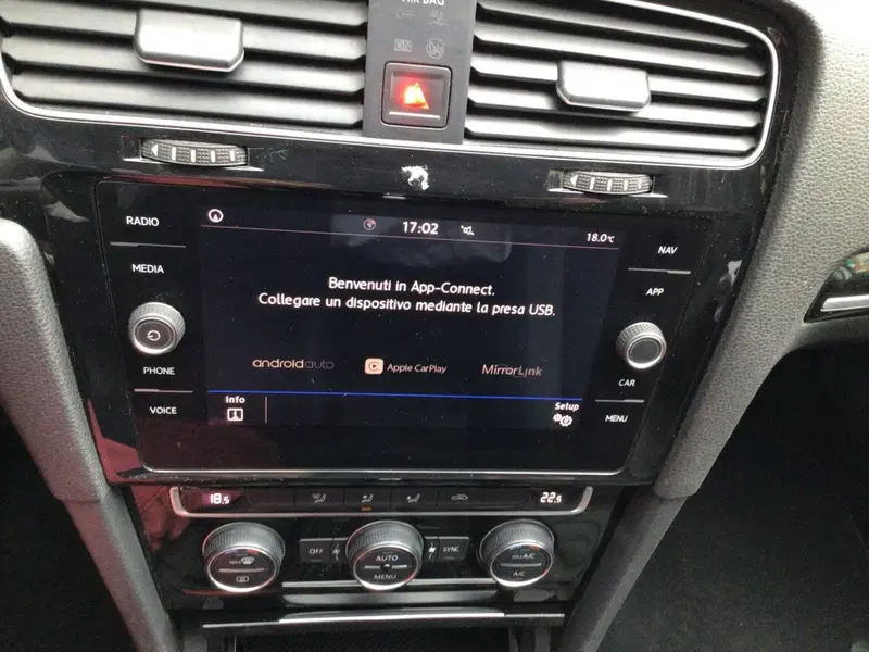 Volkswagen Golf usata a Genova (16)