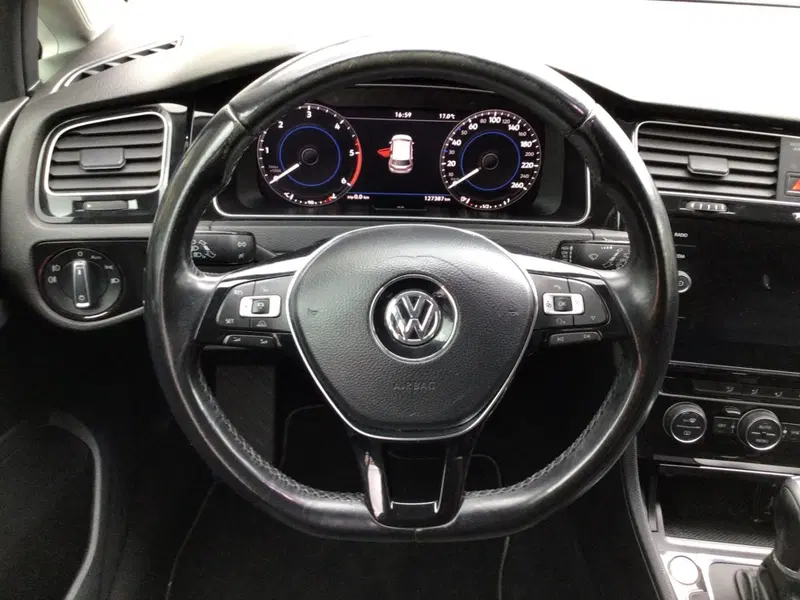 Volkswagen Golf usata a Genova (9)