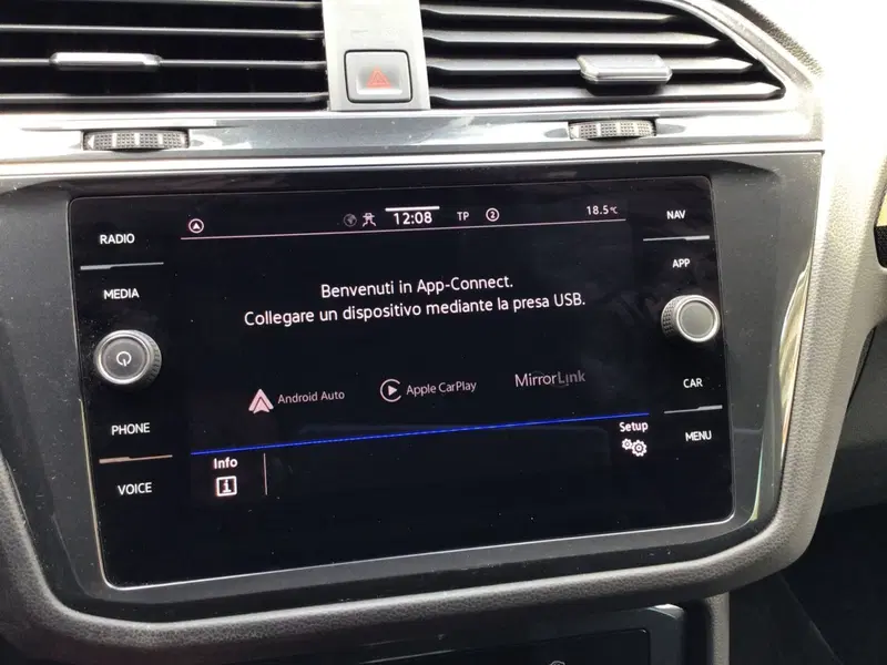 Volkswagen Tiguan usata a Genova (16)