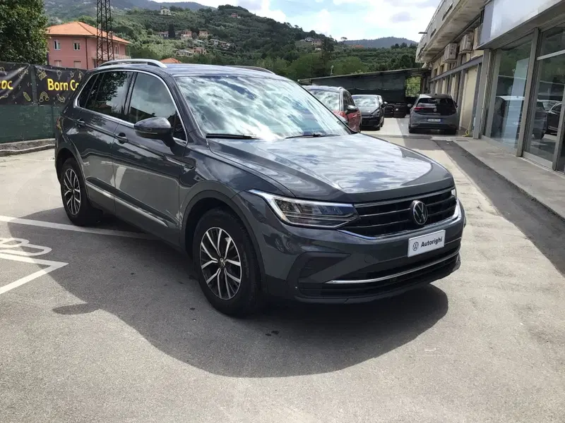 Volkswagen Tiguan usata a Genova (3)