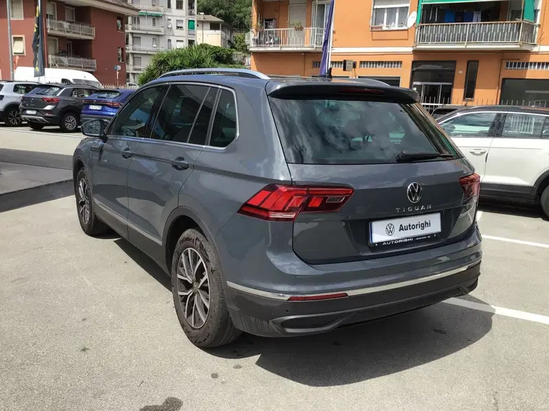 Volkswagen Tiguan usata a Genova (7)