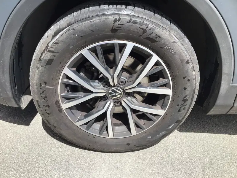 Volkswagen Tiguan usata a Genova (9)