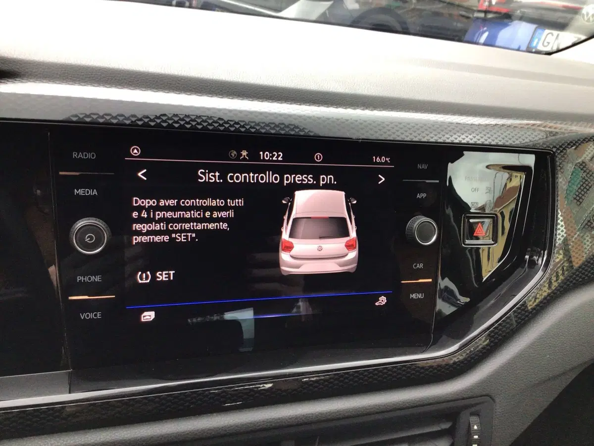 Volkswagen Polo usata a Genova (13)