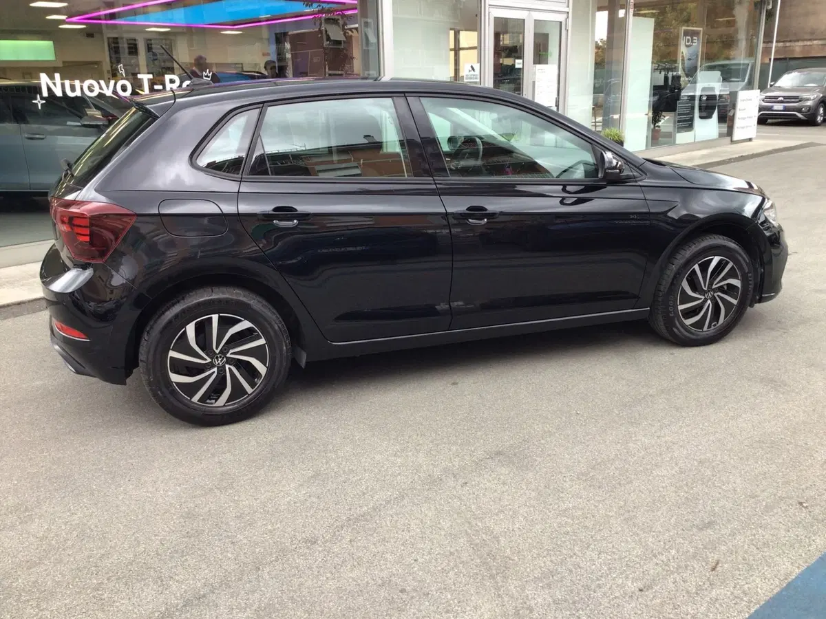 Volkswagen Polo usata a Genova (4)