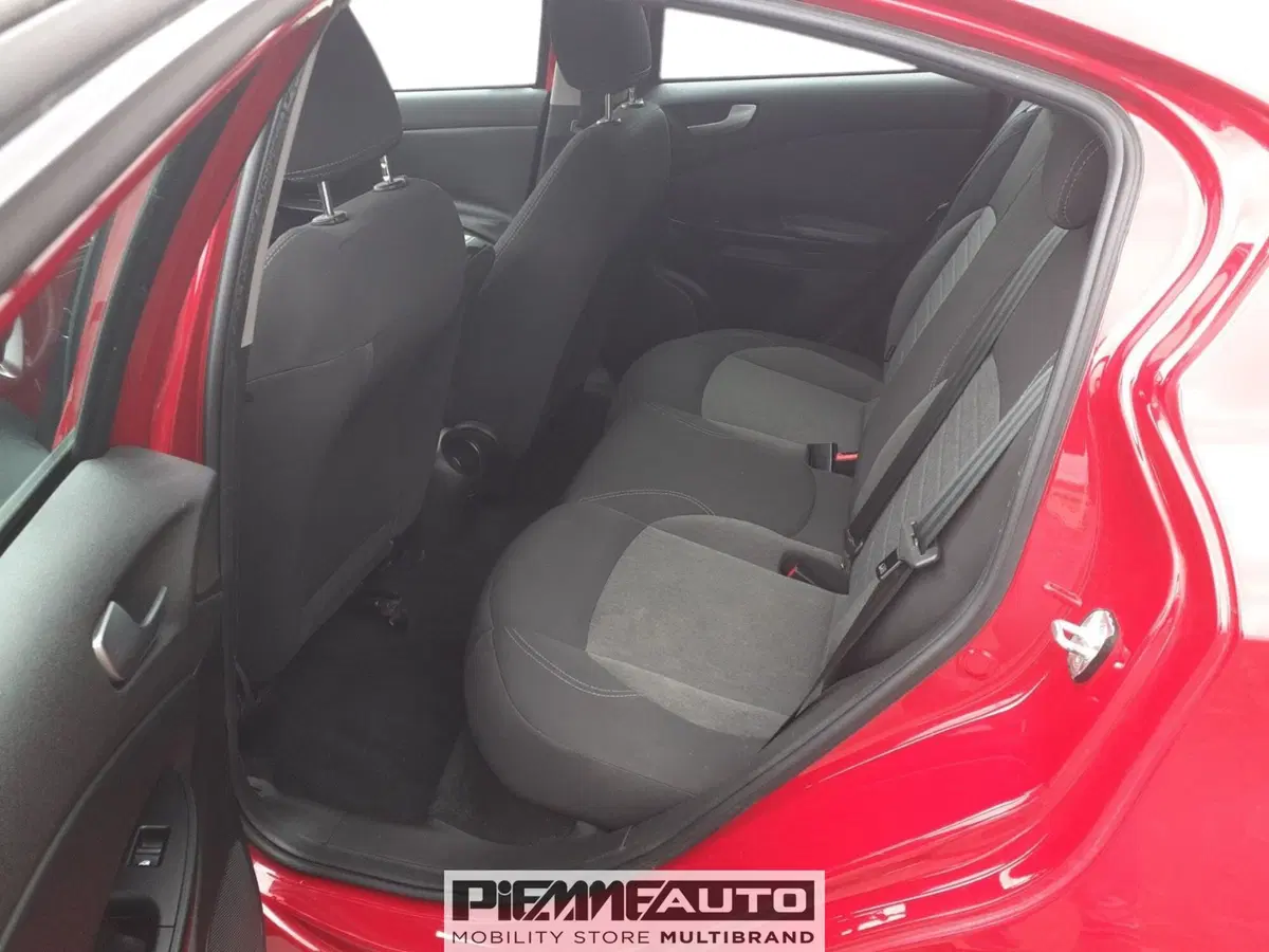 Alfa Romeo Giulietta usata a Parma (10)