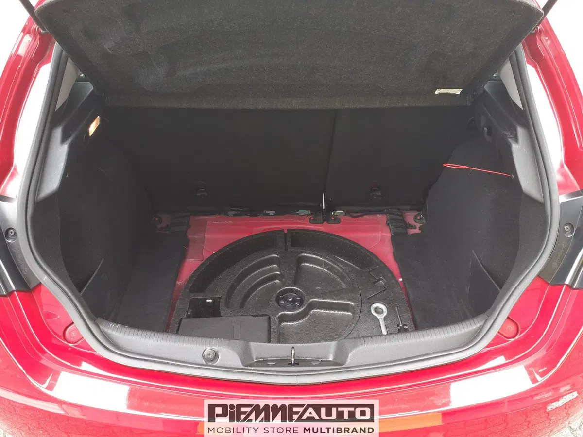 Alfa Romeo Giulietta usata a Parma (19)