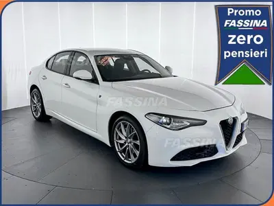 Alfa Romeo Giulia 2.2 Turbodiesel 150 CV del 2019 usata a Milano