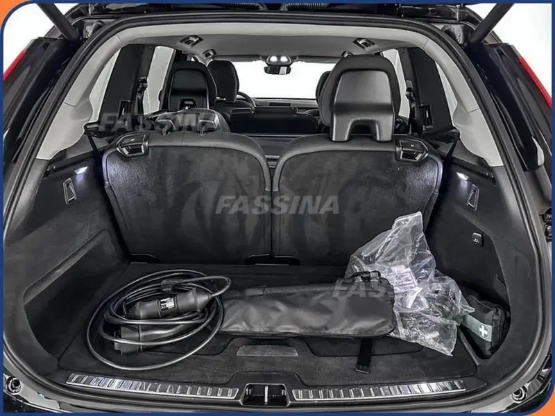 Volvo XC90 usata a Milano (12)