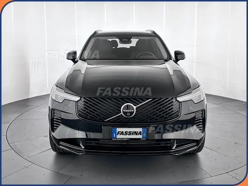 Volvo XC90 usata a Milano (2)