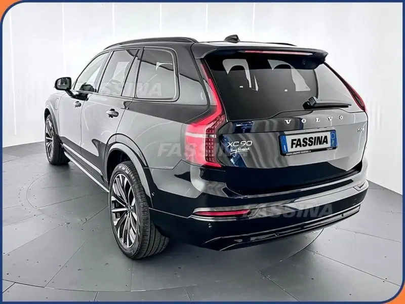 Volvo XC90 usata a Milano (4)