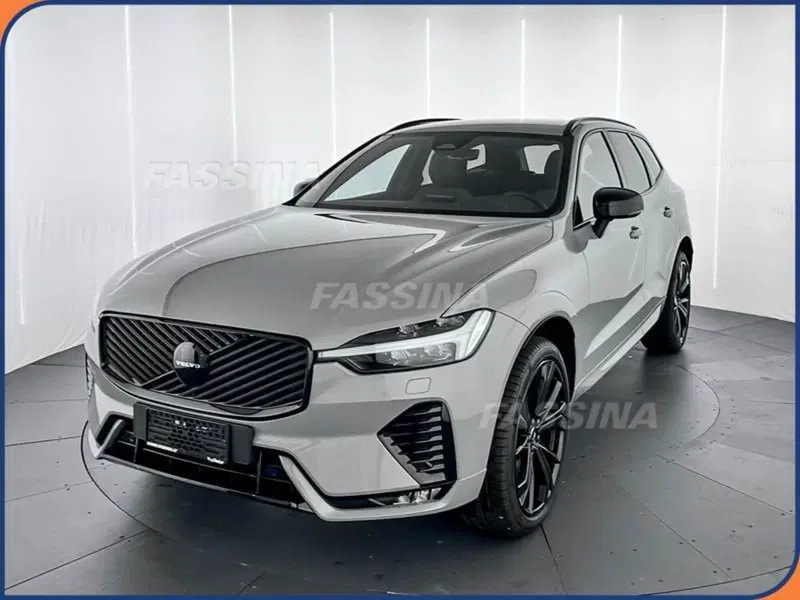 Volvo XC60 nuova a Milano (3)