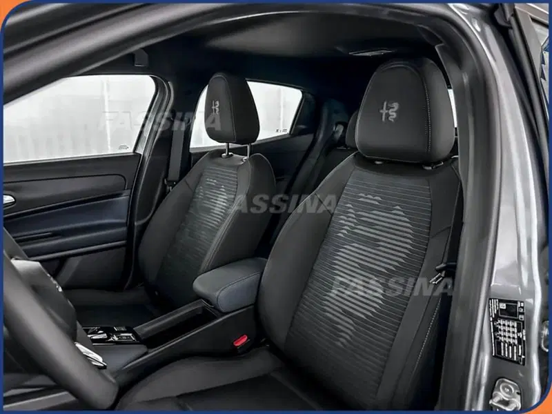 Alfa Romeo Junior usata a Milano (6)