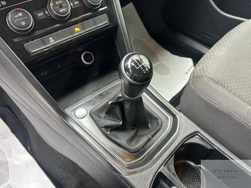 Volkswagen Touran usata a Brescia (12)