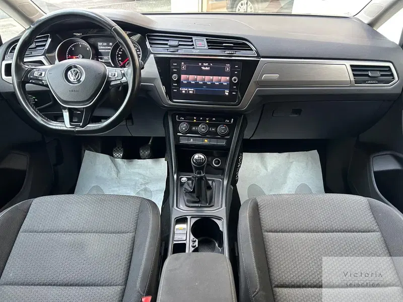 Volkswagen Touran usata a Brescia (13)