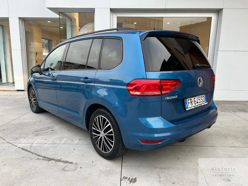 Volkswagen Touran usata a Brescia (4)