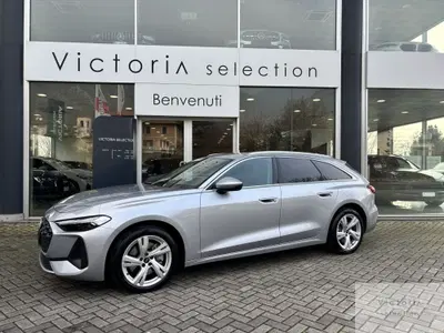 Audi A5 Avant 2.0 tdi mhev+ Business Advanced quattro 204cv s-tronic del 2025 usata a Brescia