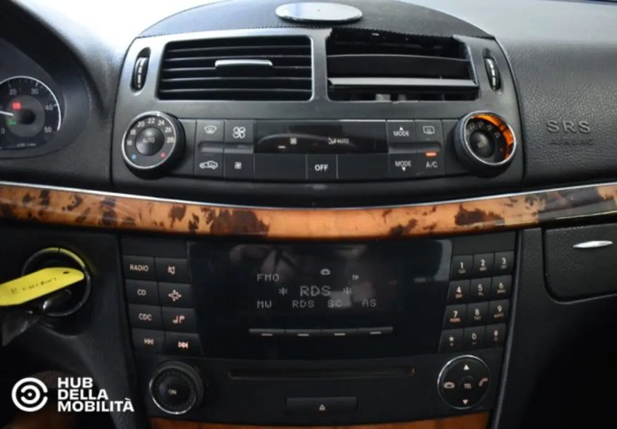 Mercedes-Benz Classe E Station Wagon usata a Perugia (9)