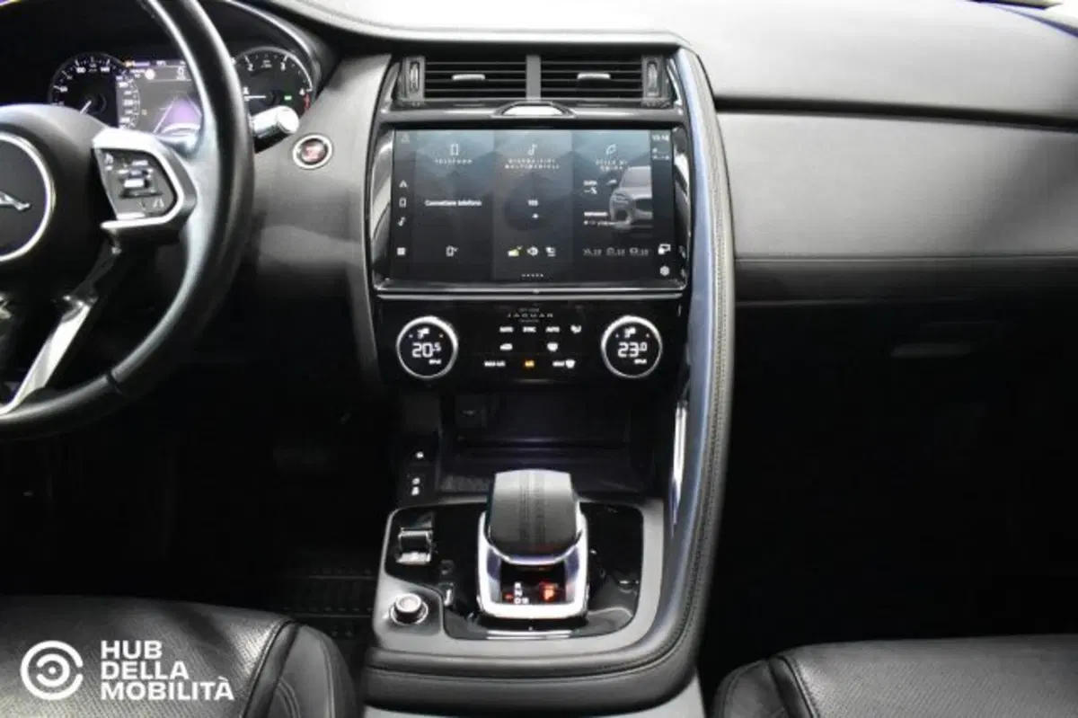 Jaguar E-Pace usata a Perugia (11)