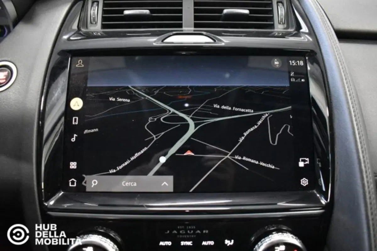 Jaguar E-Pace usata a Perugia (13)