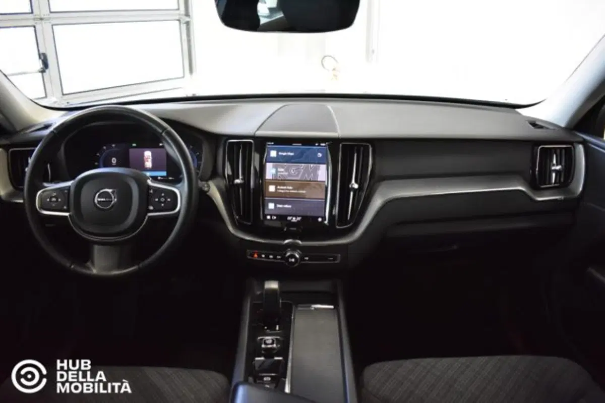Volvo XC60 usata a Perugia (10)