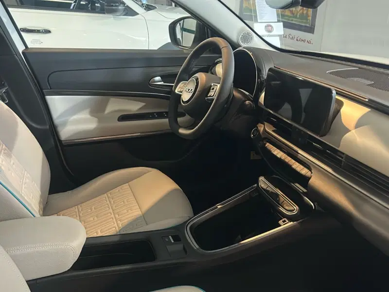 Fiat 600 nuova a Bergamo (12)