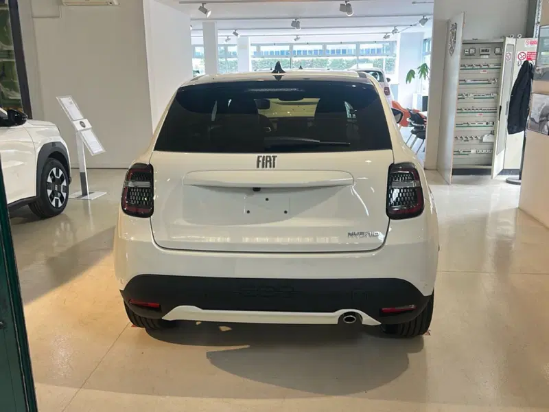 Fiat 600 nuova a Bergamo (5)