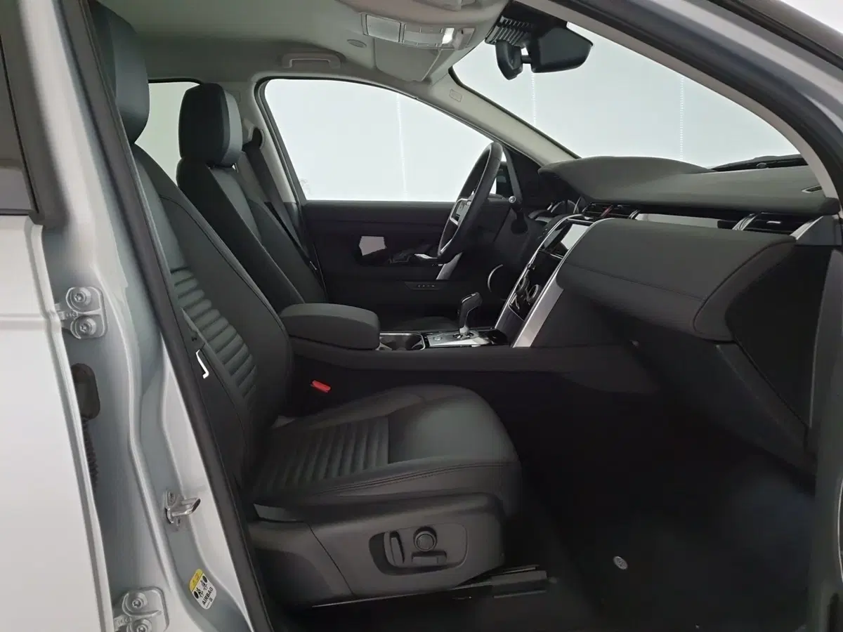 Land Rover Discovery Sport usata a Monza e Brianza (3)
