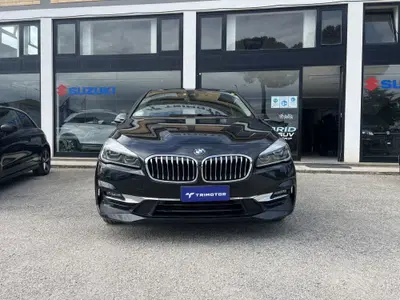 BMW Serie 2 Active Tourer 216d  Luxury del 2019 usata a Corropoli