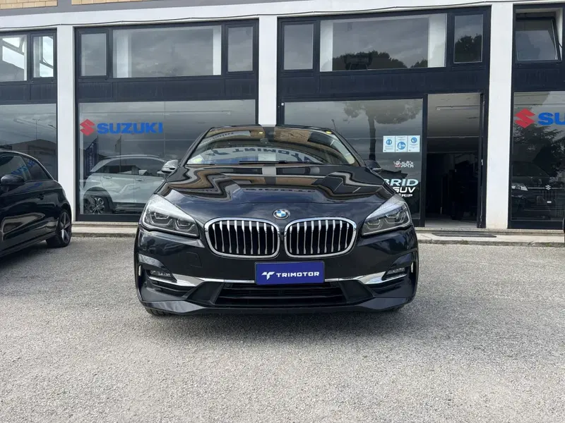 BMW Serie 2 Active Tourer usata a Teramo