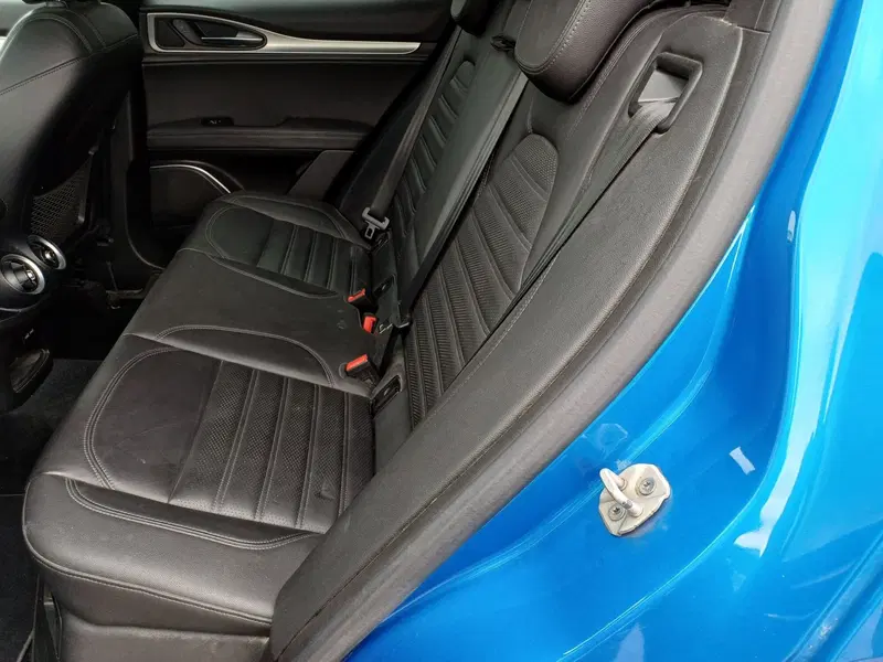 Alfa Romeo Stelvio usata a Modena (10)