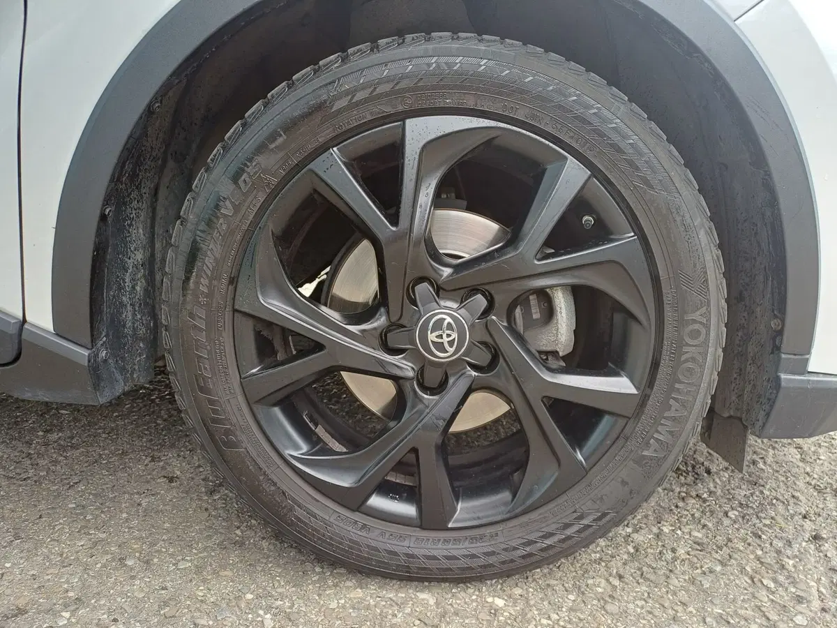 Toyota Toyota C-HR usata a Modena (10)