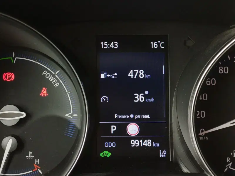 Toyota Toyota C-HR usata a Modena (12)