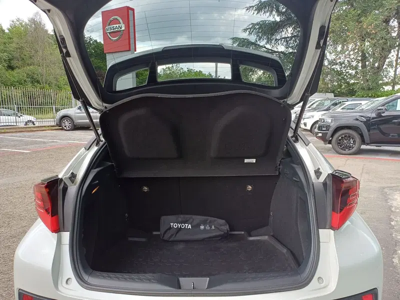 Toyota Toyota C-HR usata a Modena (16)