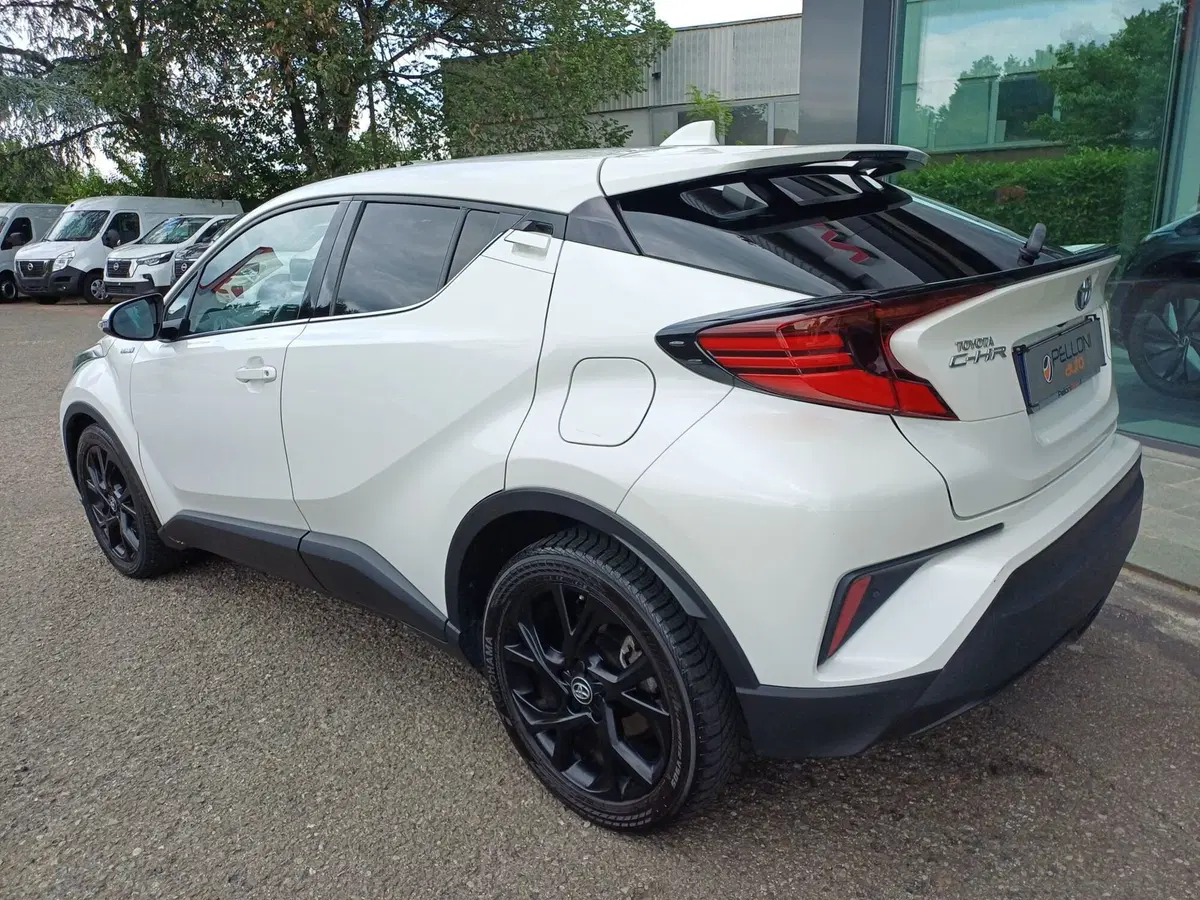 Toyota Toyota C-HR usata a Modena (9)