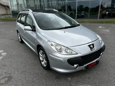 Peugeot 307 SW 16V del 2007 usata a Beinette