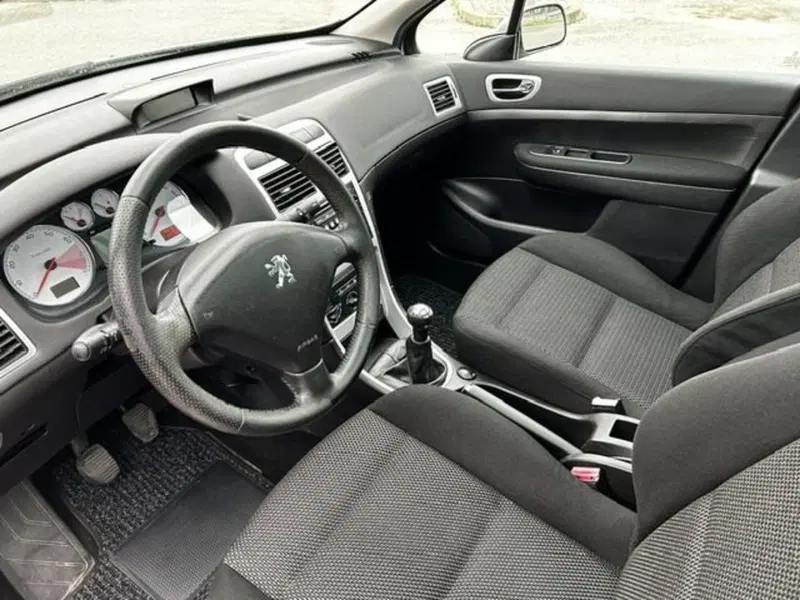 Peugeot 307 SW usata a Cuneo (5)