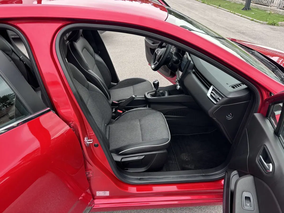 Renault Clio usata a Ancona (13)