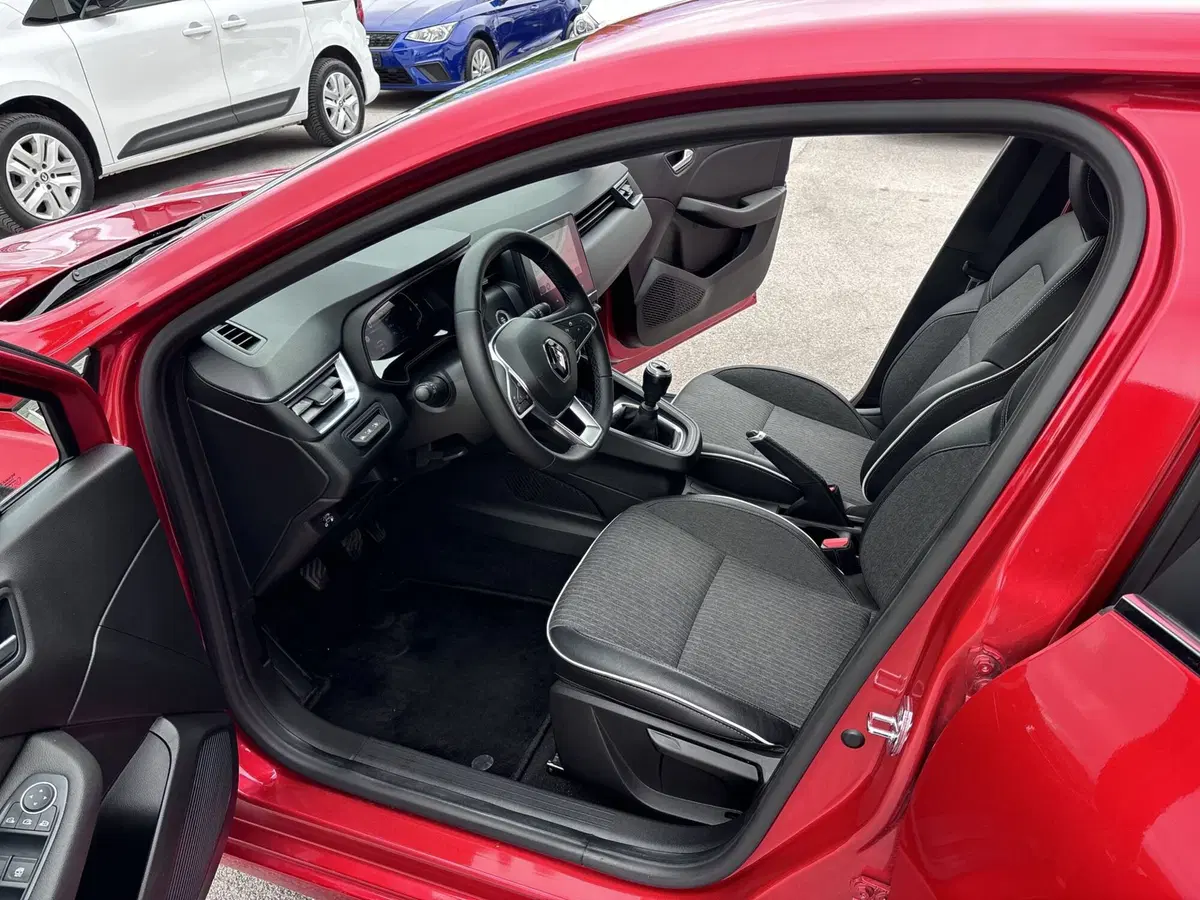 Renault Clio usata a Ancona (9)