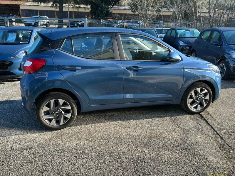 Hyundai i10 nuova a Roma (6)