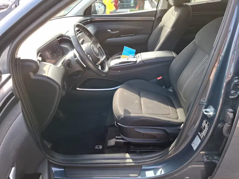 Hyundai Tucson usata a Latina (18)