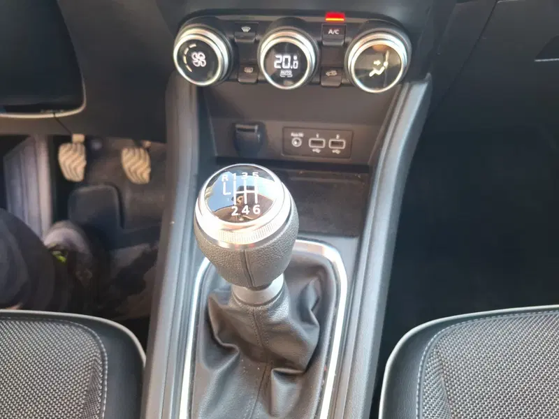 Renault Captur usata a Roma (19)