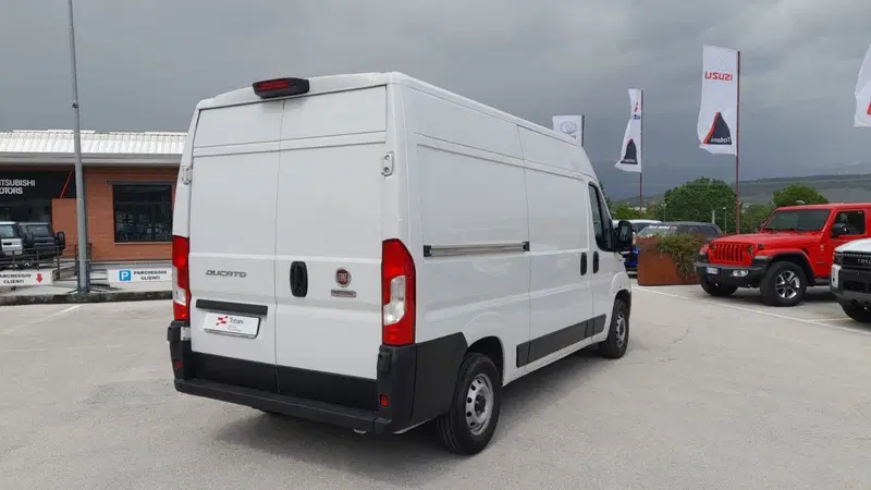 Fiat Ducato Furgone Vetrato usata a L'Aquila (10)