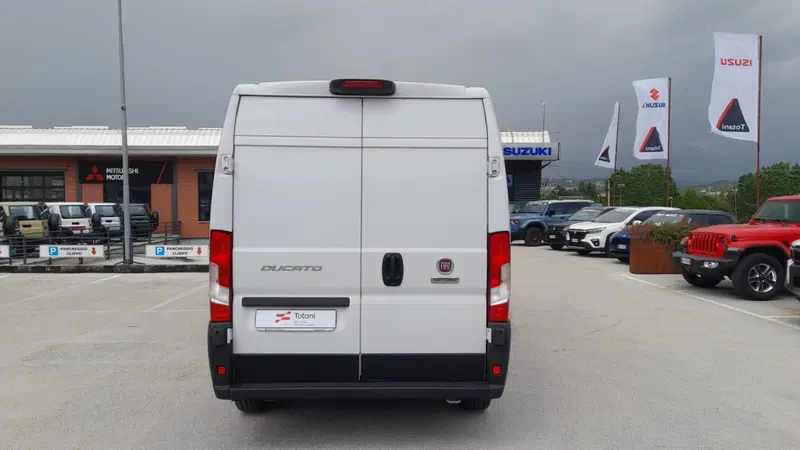 Fiat Ducato Furgone Vetrato usata a L'Aquila (13)