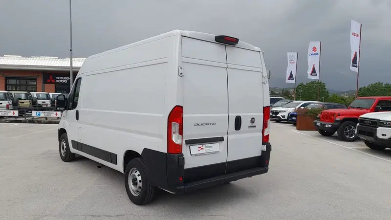 Fiat Ducato Furgone Vetrato usata a L'Aquila (14)