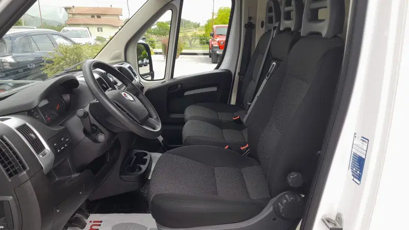 Fiat Ducato Furgone Vetrato usata a L'Aquila (17)