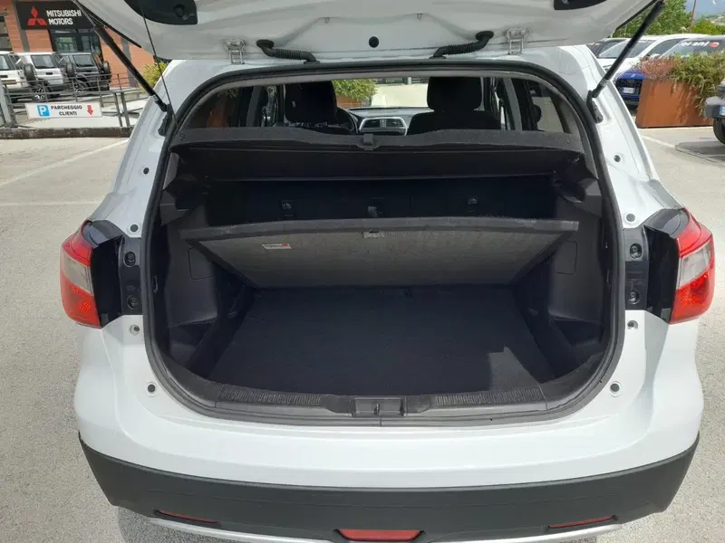 Suzuki S-Cross usata a L'Aquila (15)
