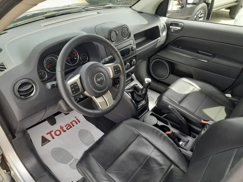 Jeep Compass usata a L'Aquila (9)