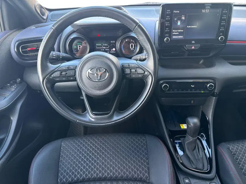 Toyota Yaris usata a Reggio Calabria (12)