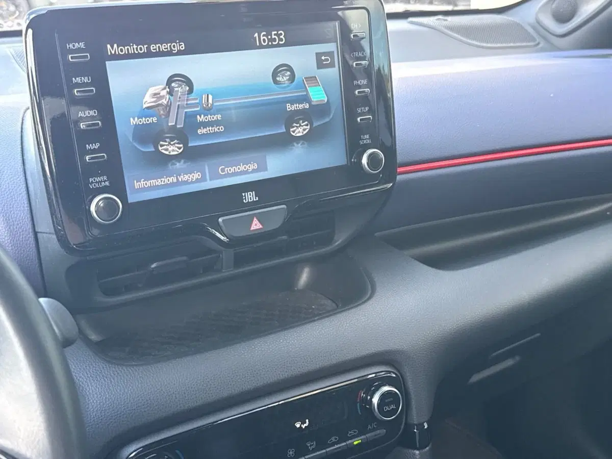 Toyota Yaris usata a Reggio Calabria (14)